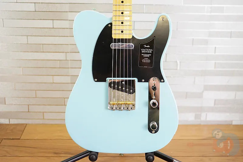 Fender Vintera '50s Telecaster Modified Daphne Blue B-Stock | GuitarSloth